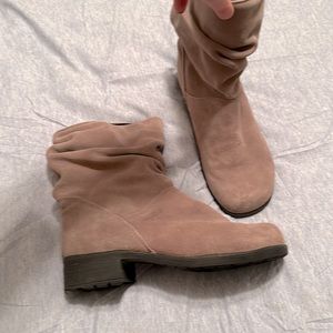 Martino Canada Womens Slouchy Suede Leather Boots 8.5 WIDE